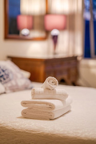 Birkenhead Super Cozy & Comfort Shared Room