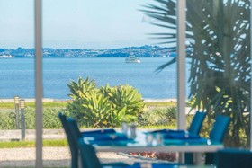 Waiheke Waterfront Lodge