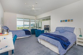 Waiheke Waterfront Lodge