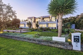 Waiheke Waterfront Lodge