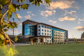 DoubleTree by Hilton Karaka