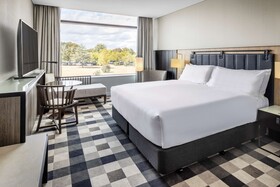 DoubleTree by Hilton Karaka