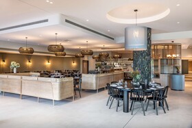 DoubleTree by Hilton Karaka