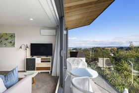 Fernz Motel