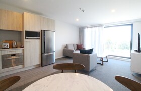 Fernz Motel