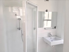 Freemans Backpackers Lodge