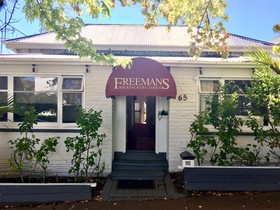 Freemans Backpackers Lodge
