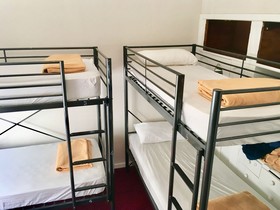 Freemans Backpackers Lodge