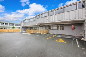 Greenlane Motel