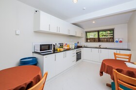 Greenlane Motel