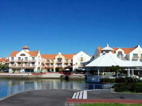 Gulf Harbour Lodge