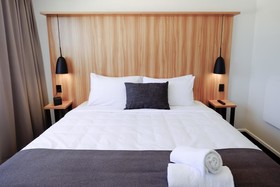 No. 9 Hotel