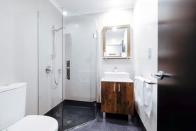 No. 9 Hotel