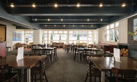 Kiwi International Hotel