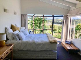 Le Chalet Waiheke Apartments
