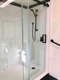 Le Chalet Waiheke Apartments