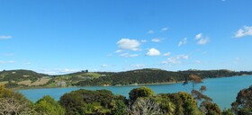 Le Chalet Waiheke Apartments