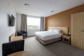 Manha Hotel