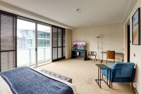 Marsden Viaduct Hotel