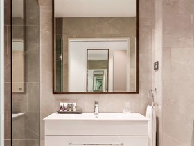 Mercure Auckland Queen Street