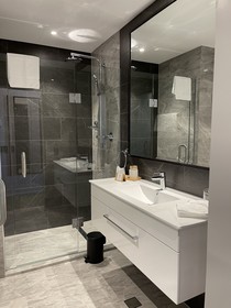 Mercure Auckland Queen Street