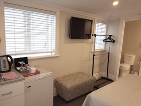 Ponsonby Manor Guest House