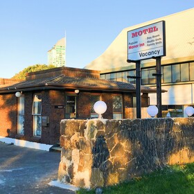 Pupuke Manor Motel