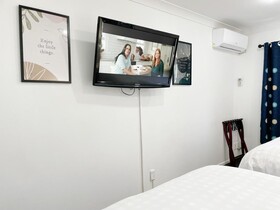 Pupuke Manor Motel