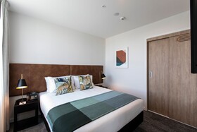 Quest Takapuna