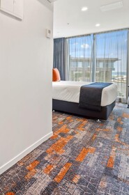 Ramada by Wyndham Newmarket Auckland