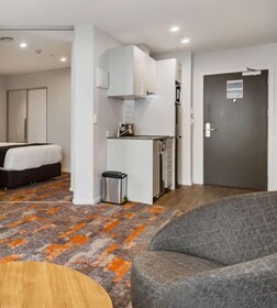 Ramada by Wyndham Newmarket Auckland
