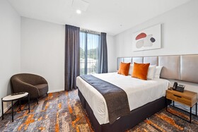 Ramada by Wyndham Newmarket Auckland