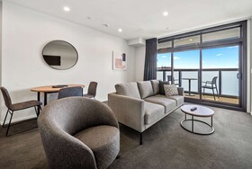 Ramada by Wyndham Newmarket Auckland