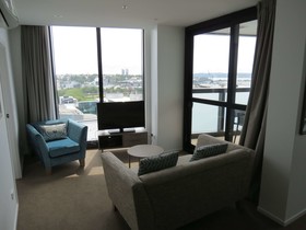 Ramada Suites by Wyndham Victoria Street West