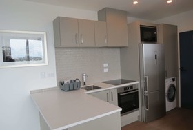 Ramada Suites by Wyndham Victoria Street West
