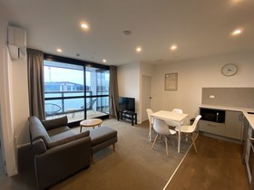 Ramada Suites by Wyndham Victoria Street West