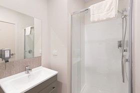Ramada Suites by Wyndham Victoria Street West