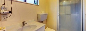 Rayland Epsom Motel