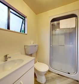 Rayland Epsom Motel