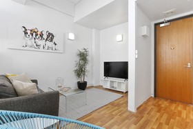 Renovated Apartment in Heart of CBD by Urban Butler