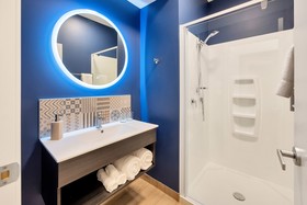 Roomie Apartments