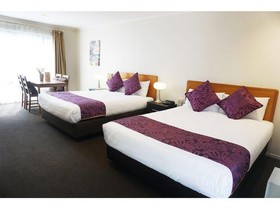Royal Park Lodge