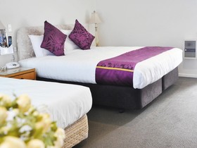 Royal Park Lodge