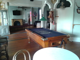 Shooters Saloon