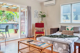 Sunny Grey Lynn Holiday Home