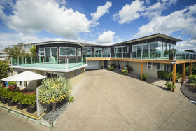 Tahi Lodge