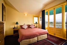 The Great Ponsonby Arthotel