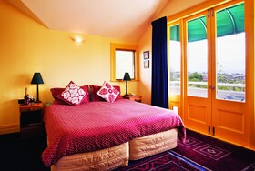 The Great Ponsonby Arthotel