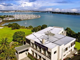Ocean Breeze Hotel
