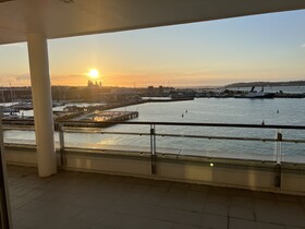 Waterfront Seaview Hotel Apartments